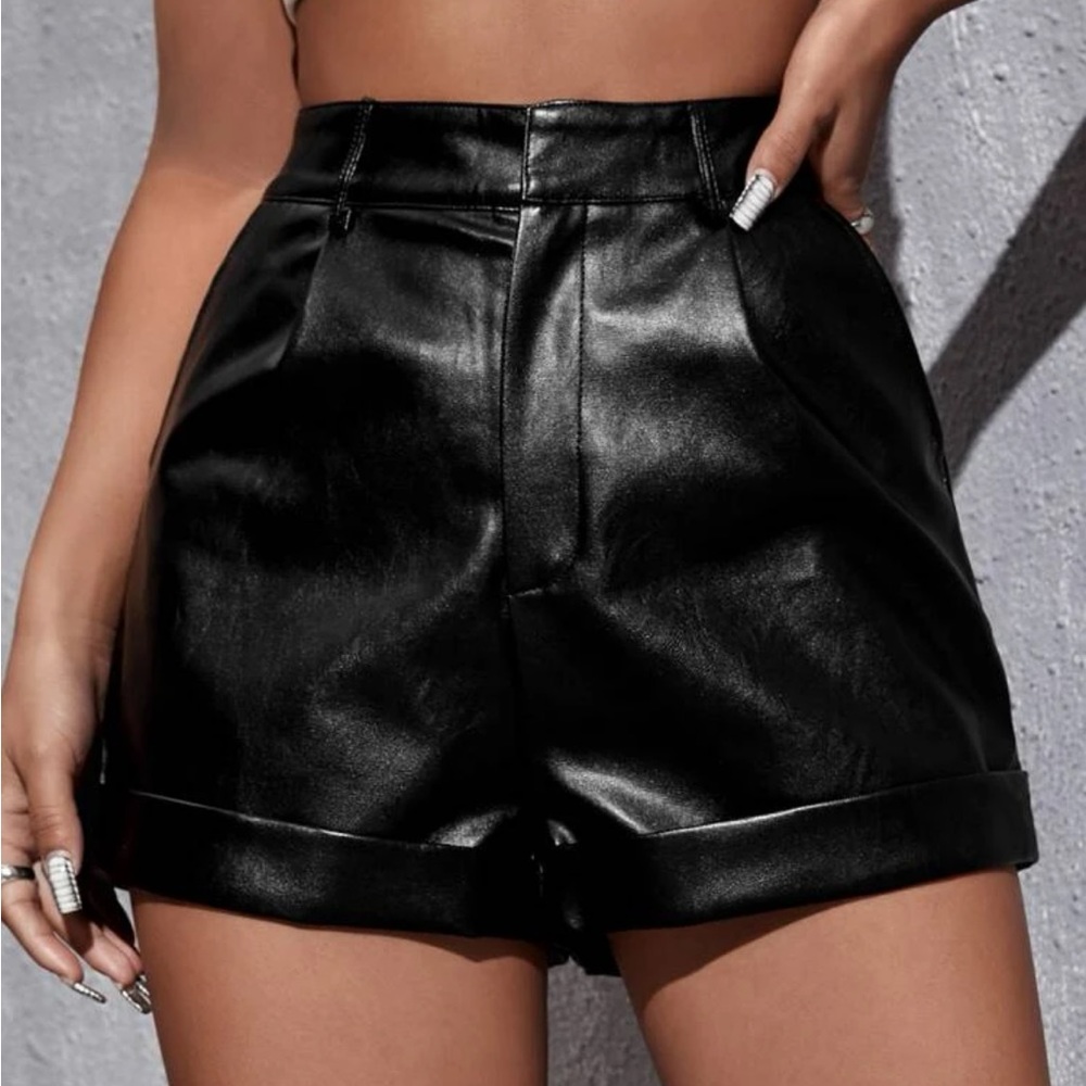 Fake leather shorts